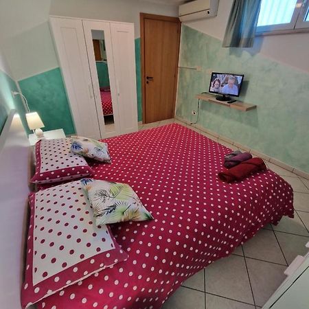 Ferienwohnung Casa Dell'Ape Maia Termoli Exterior foto