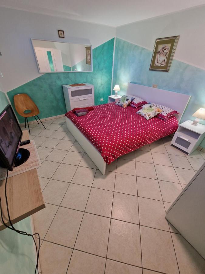 Ferienwohnung Casa Dell'Ape Maia Termoli Exterior foto